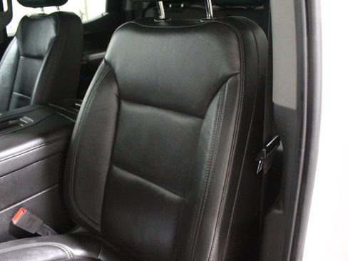 Used 2020 Chevrolet Silverado 1500 RST w/ Texas Edition image 4