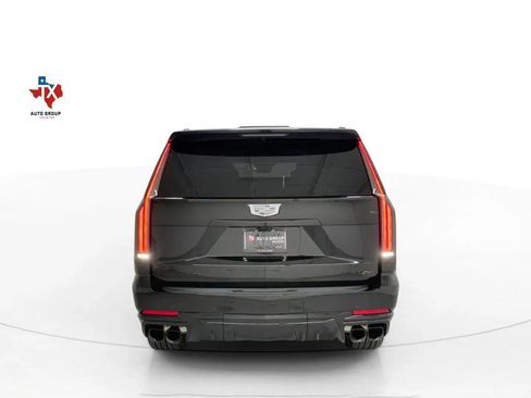 Used 2026 Cadillac Escalade ESV V w/ LPO, ONYX Package image 7