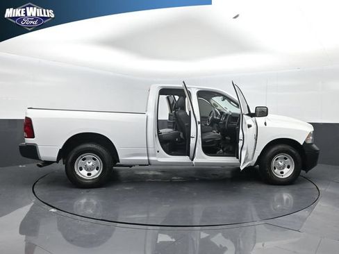 Used 2020 RAM 1500 Tradesman RWD image 27