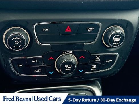Used 2018 Jeep Compass Latitude w/ Popular Equipment Group image 18