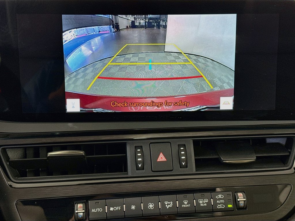 Used 2023 Lexus ES 350 w/ Premium Package FWD image 14