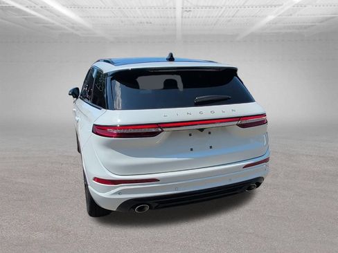 Used 2025 Lincoln Corsair Grand Touring w/ Equipment Group 302A AWD/4WD image 16