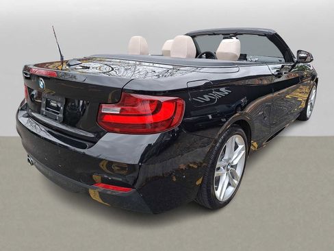 Used 2017 BMW 230i xDrive Convertible image 4