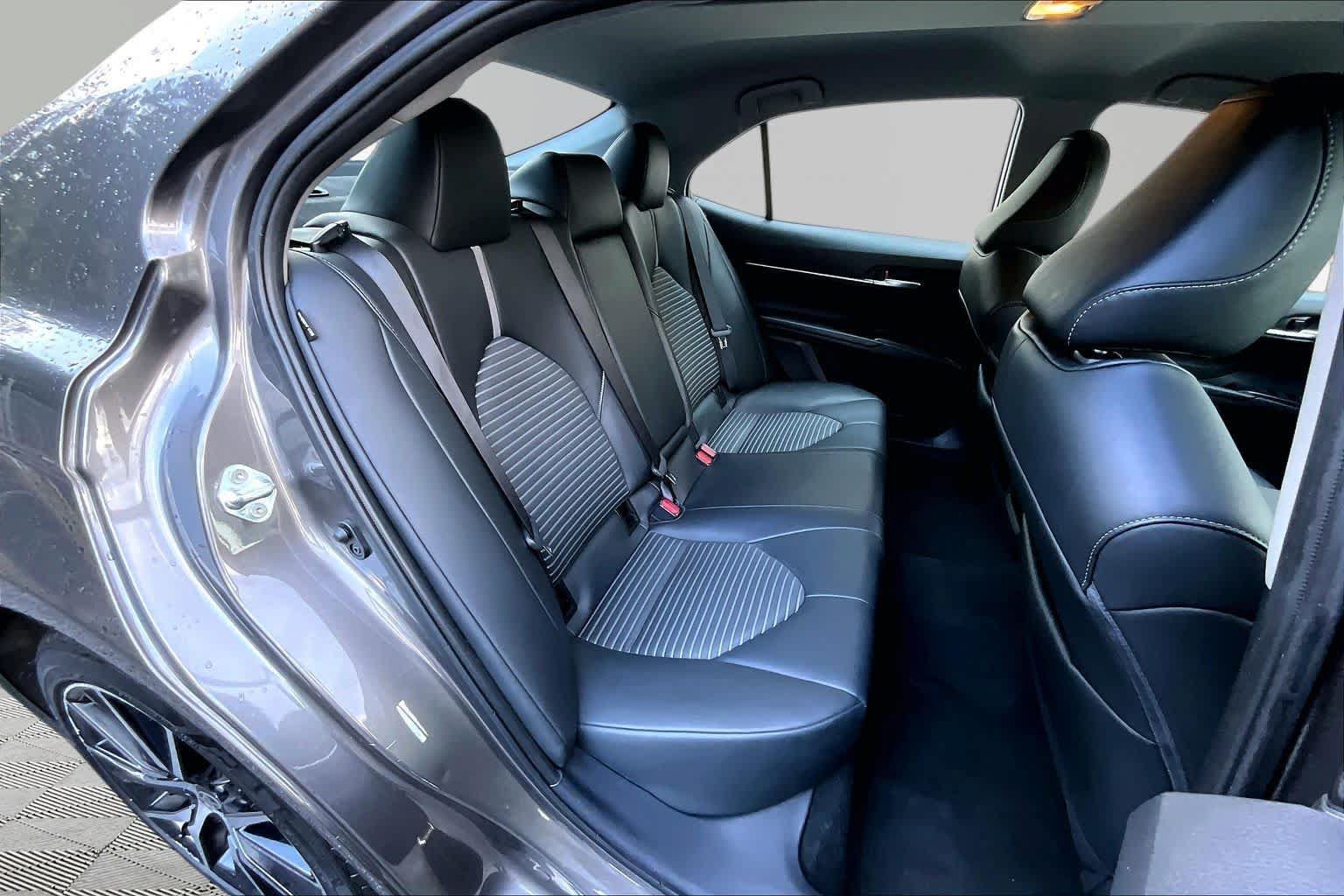 Used 2024 Toyota Camry SE FWD image 20