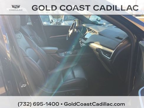 Used 2019 Cadillac XT4 Premium Luxury w/ Cold Weather Package image 7