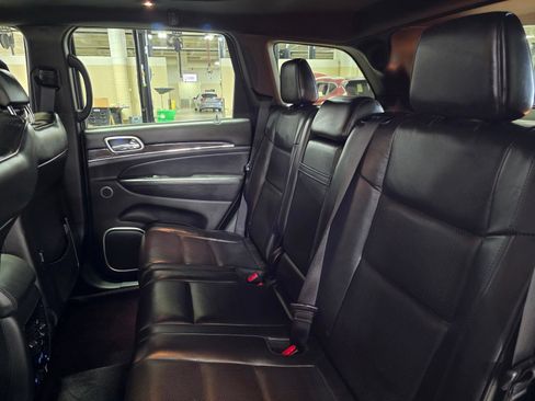 Used 2016 Jeep Grand Cherokee High Altitude AWD/4WD image 14