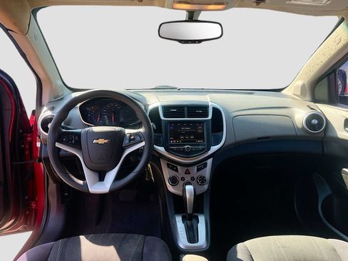 Used 2020 Chevrolet Sonic LT FWD image 20