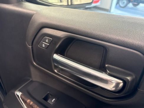 Used 2019 GMC Sierra 1500 Denali w/ Denali Ultimate Package AWD/4WD image 25