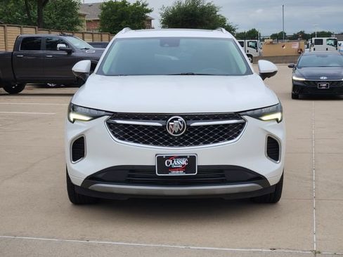 Used 2022 Buick Envision Avenir w/ Safety Package FWD image 10
