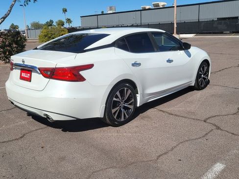 Used 2017 Nissan Maxima 3.5 S w/ Interior Lighting Package image 9