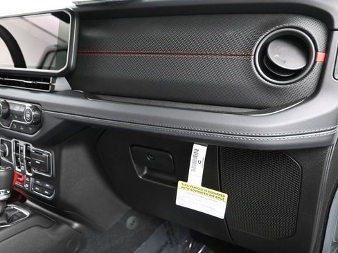 New 2026 Jeep Wrangler Unlimited Rubicon image 36