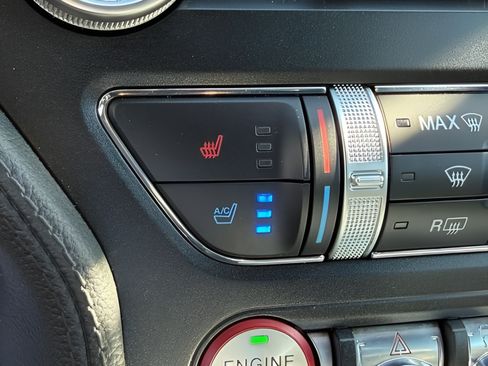 Used 2020 Ford Mustang GT Premium RWD image 18