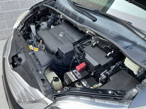 Used 2016 Toyota Sienna Limited w/ Protection Package FWD image 64