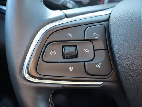 Used 2023 Buick Encore GX Essence w/ Advanced Technology Package image 16