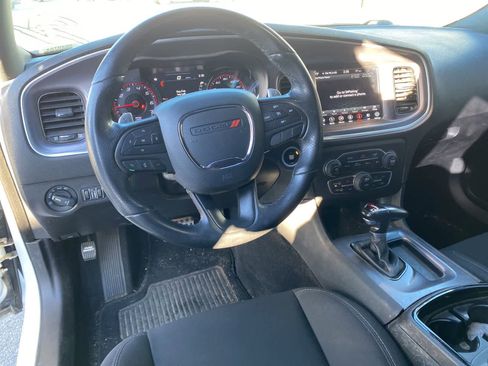 Used 2019 Dodge Charger R/T w/ Blacktop Package image 11