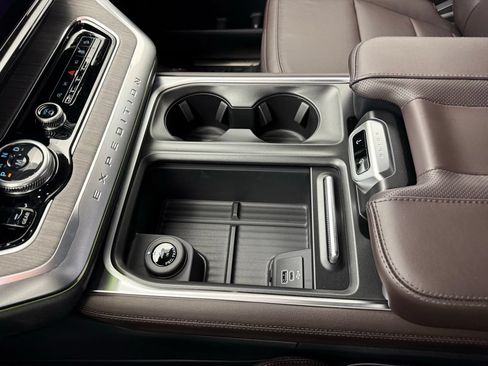New 2026 Ford Expedition Max Platinum w/ Platinum Ultimate Package AWD/4WD image 34