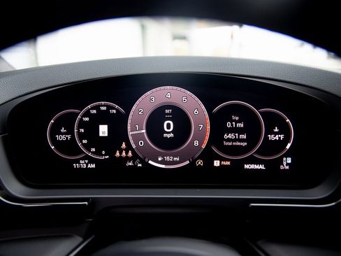 Certified 2024 Porsche Cayenne Coupe image 18