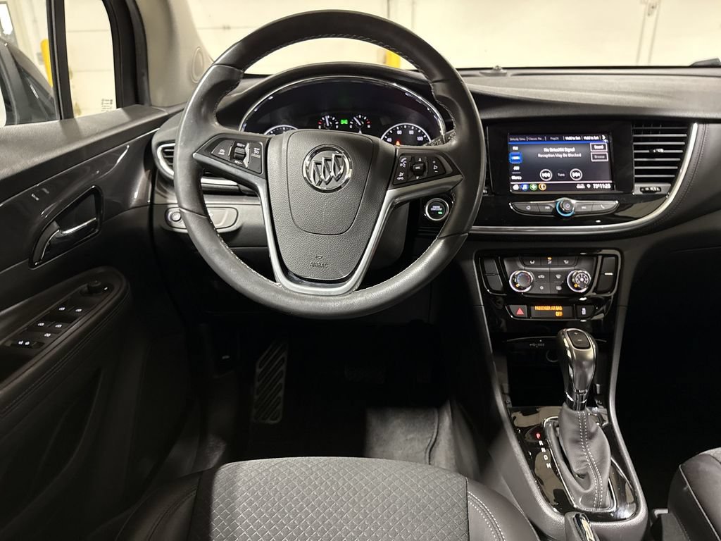 Used 2022 Buick Encore Preferred w/ Safety Package FWD image 11