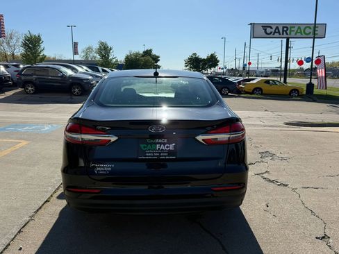 Used 2019 Ford Fusion S FWD image 10