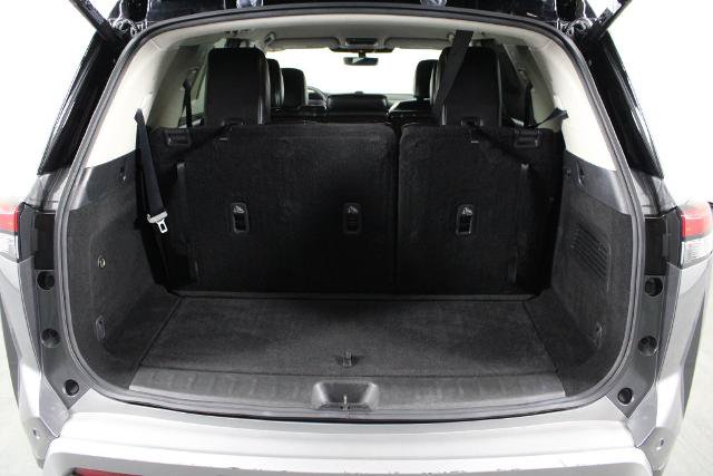 Certified 2023 Nissan Pathfinder SL w/ Black Appearance Package FWD image 18