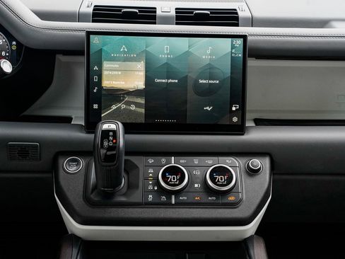 Used 2023 Land Rover Defender 130 First Edition image 14