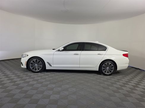 Used 2017 BMW 530i image 8