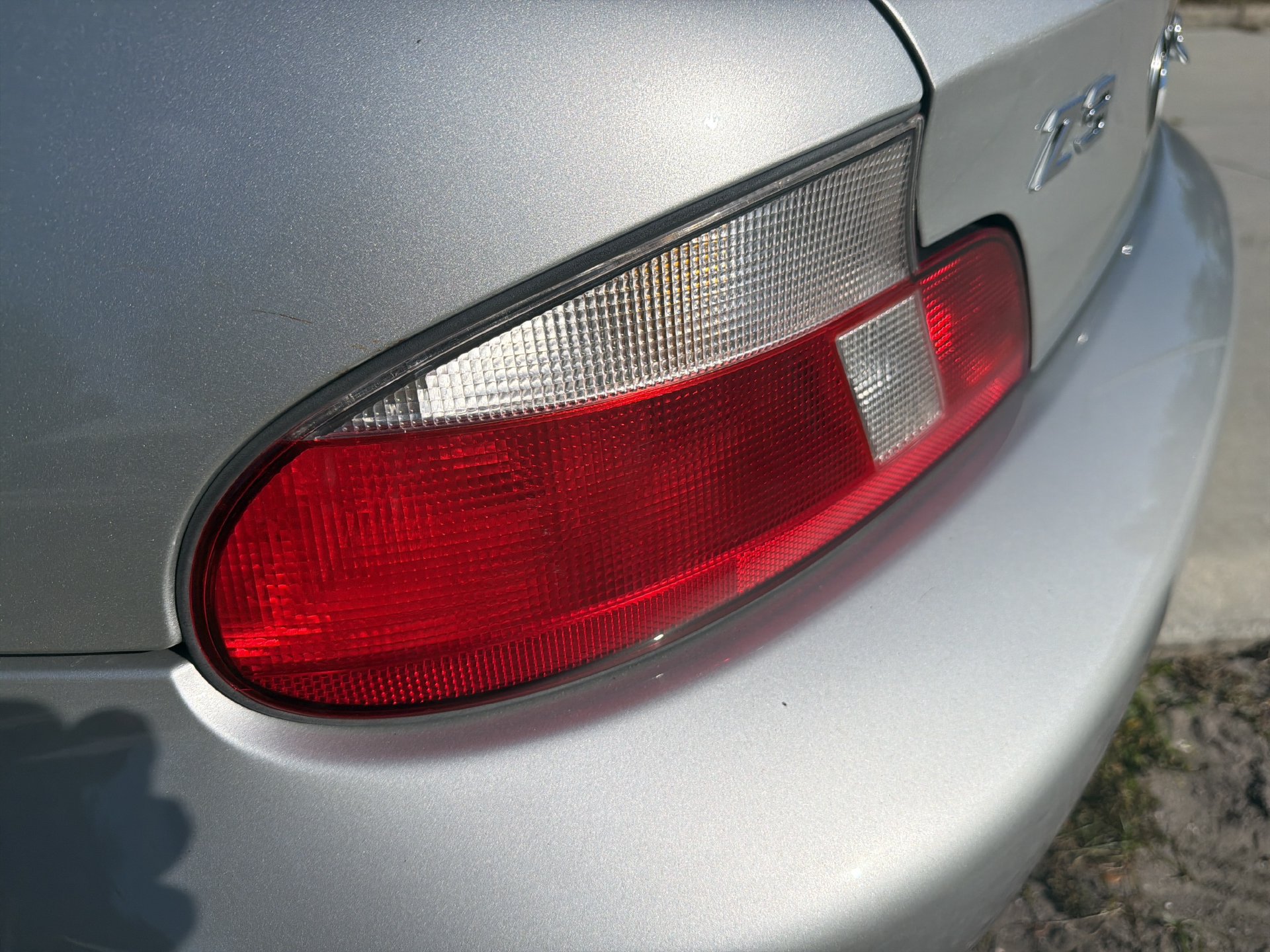 Used 2001 BMW Z3 2.5i RWD image 11