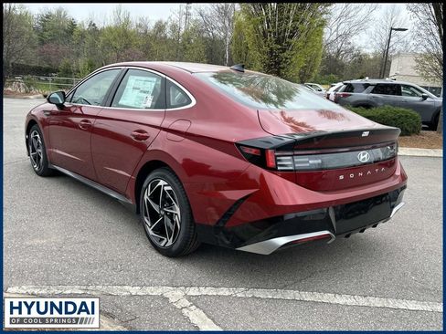 New 2026 Hyundai Sonata SEL FWD image 5