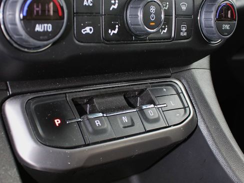 Used 2023 GMC Acadia AT4 w/ Technology Package image 34