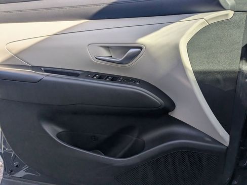 Used 2025 Hyundai Tucson SEL image 11