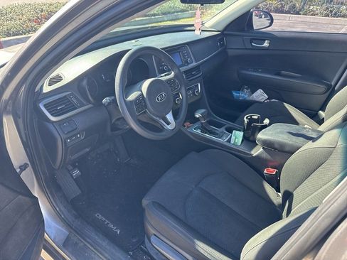 Used 2017 Kia Optima LX w/ Option Group 014 image 5
