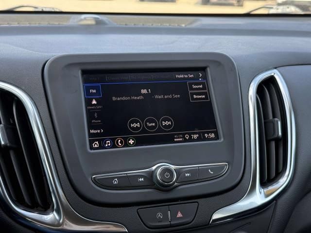 Used 2024 Chevrolet Equinox LT AWD/4WD image 25