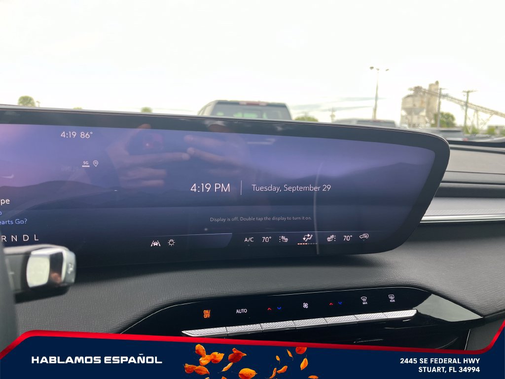 Used 2025 Buick Enclave Sport Touring w/ Super Cruise Package FWD image 31