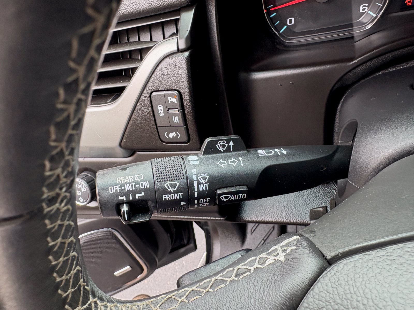 Used 2015 Chevrolet Suburban LTZ AWD/4WD image 44