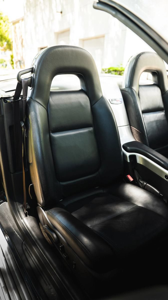 Used 2006 Chevrolet SSR w/ Preferred Equipment Group RWD image 7