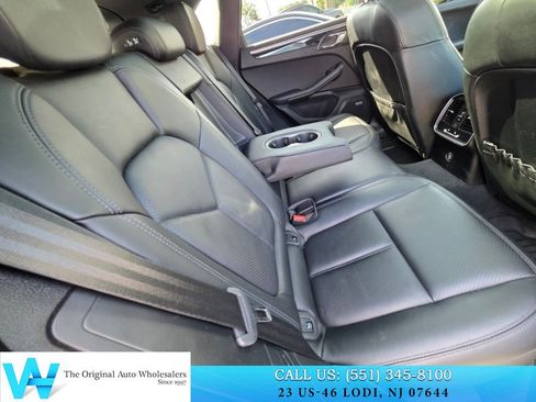 Used 2018 Porsche Macan AWD/4WD image 20