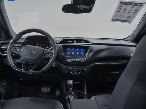 Used 2023 Chevrolet TrailBlazer RS w/ Sun and Liftgate Package image 32