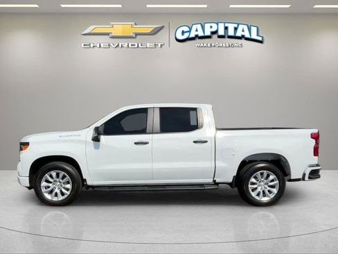 Used 2025 Chevrolet Silverado 1500 Custom RWD image 2
