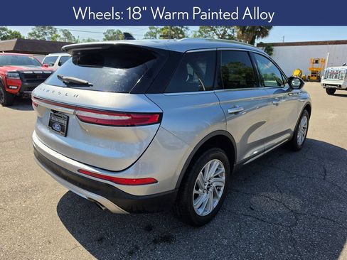 Used 2021 Lincoln Corsair FWD image 3