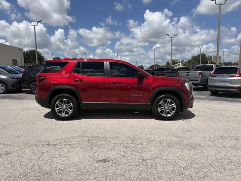 Used 2026 GMC Terrain Elevation FWD image 2