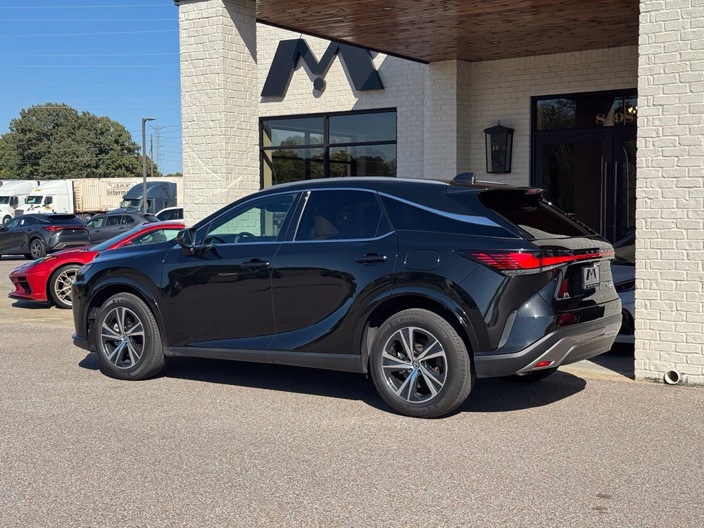 Used 2025 Lexus RX 350 Premium w/ Accessory Package (Z1) FWD image 8
