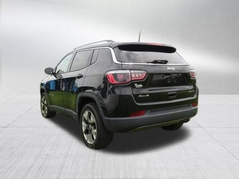 Used 2019 Jeep Compass Limited AWD/4WD image 5