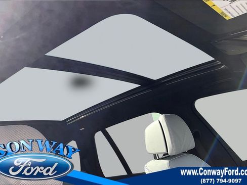 Used 2025 BMW X5 xDrive40i w/ M Sport Package image 29