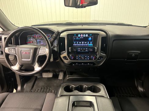 Certified 2018 GMC Sierra 1500 SLE w/ SLE Value Package AWD/4WD image 17