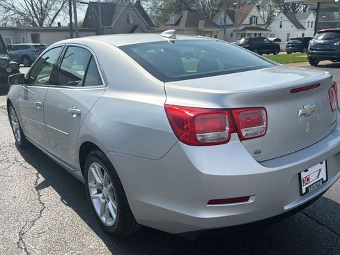 Used 2015 Chevrolet Malibu LT image 7