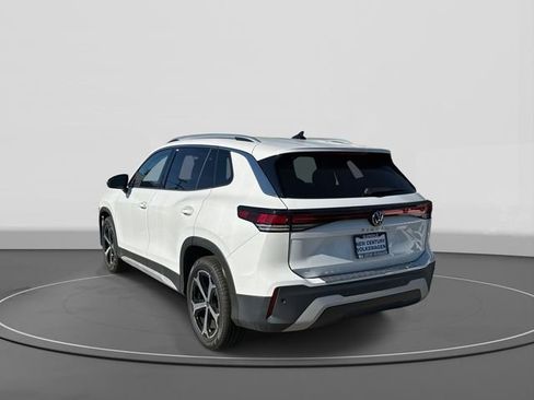 New 2026 Volkswagen Tiguan SE image 3