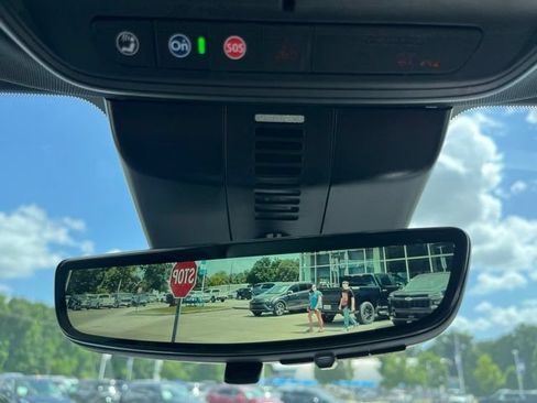 New 2026 Chevrolet Traverse LT w/ Driver Confidence Package FWD image 34