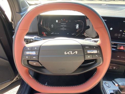 New 2026 Kia Sportage SX image 10