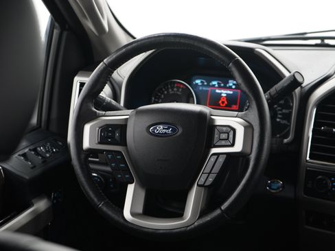 Used 2018 Ford F250 Lariat w/ Lariat Ultimate Package AWD/4WD image 15