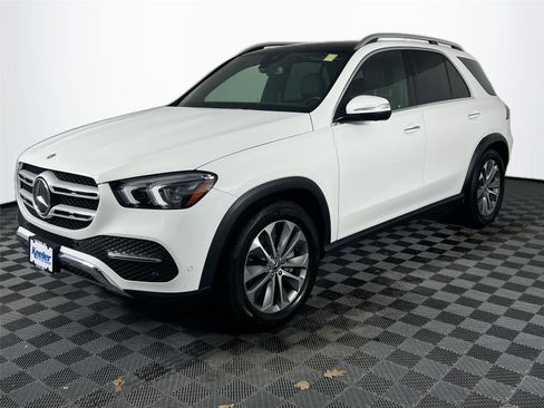 Certified 2021 Mercedes-Benz GLE 350 4MATIC image 2